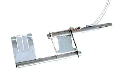 The FMS-LS force transducer fitted with a glass capillary for applying force to a sample.